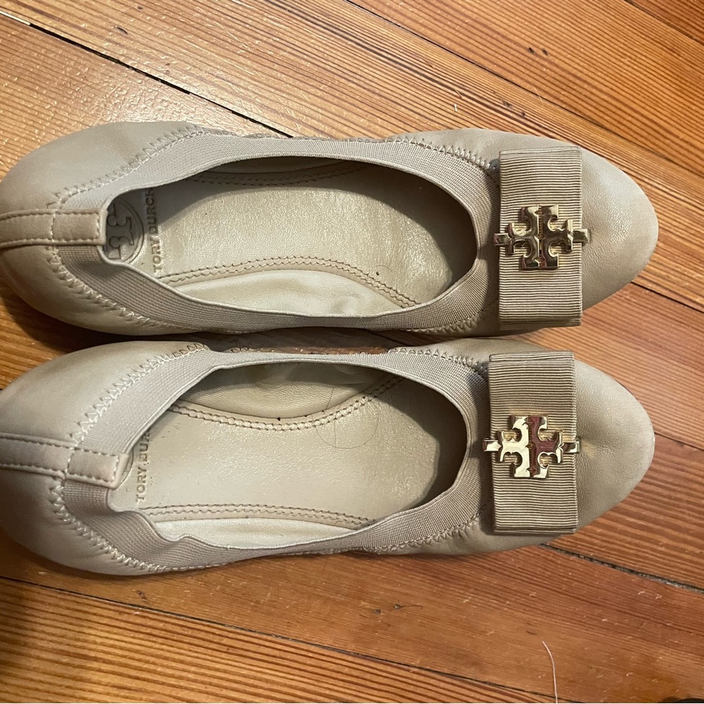Tory Burch Nude Ballet flats size 6.5